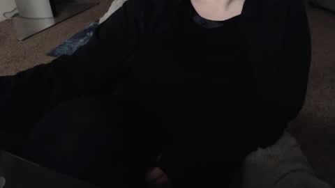 SKYLE   online show from December 14, 6:35 am