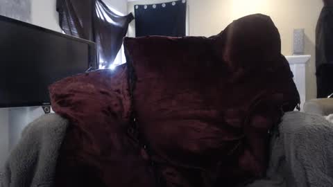 SKYLE   online show from September 25, 8:01 pm