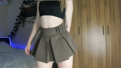skyedavis online show from June 4, 2:56 pm