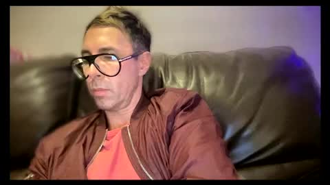IAN HARD online show from June 17, 3:57 pm