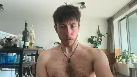 skyisthelimit1995 online show from March 22, 1:36 pm