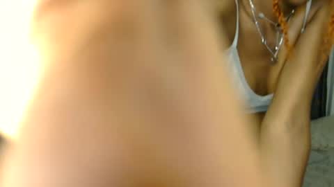 Snapshot of skylar28_ chatting on June 27, 4:56 pm skylar28_ online show from June 27, 4:56 pm