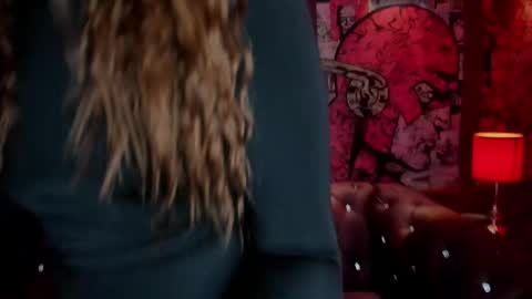 skylar__desire online show from October 29, 11:45 am