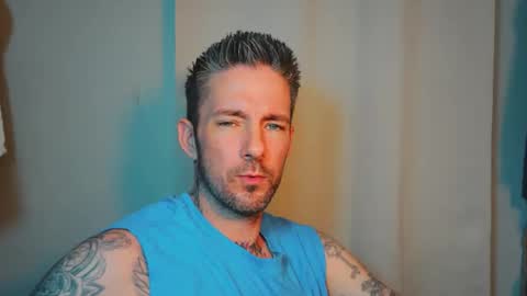 Snapshot of skylarrgrey chatting on May 18, 11:49 am SkylarGrey online show from May 18, 11:49 am