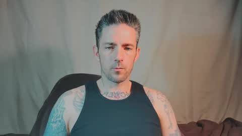 Snapshot of skylarrgrey chatting on May 19, 4:08 am SkylarGrey online show from May 19, 4:08 am