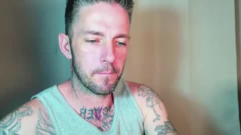 Snapshot of skylarrgrey chatting on June 11, 1:05 am SkylarGrey online show from June 11, 1:05 am