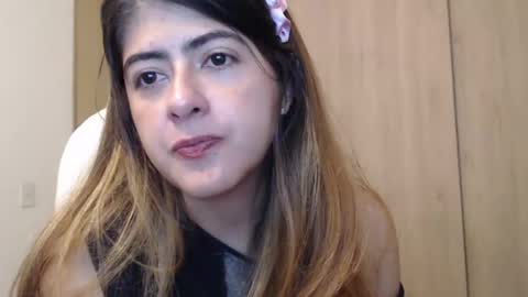 Snapshot of skyler1195 chatting on January 3, 2:32 am Skyler online show from January 3, 2:32 am