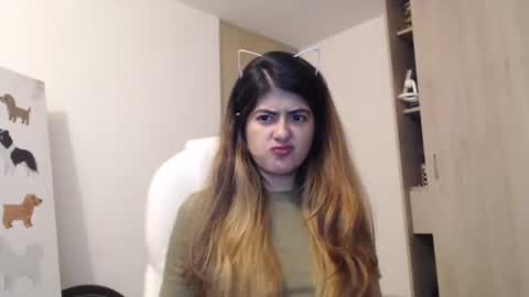 Snapshot of skyler1195 chatting on January 7, 4:08 am Skyler online show from January 7, 4:08 am