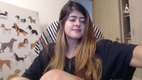 Snapshot of skyler1195 chatting on January 26, 4:41 am Skyler online show from January 26, 4:41 am