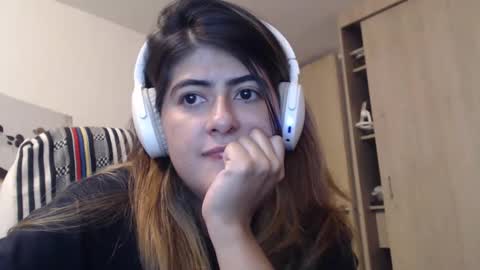 Snapshot of skyler1195 chatting on January 28, 11:50 pm Skyler online show from January 28, 11:50 pm