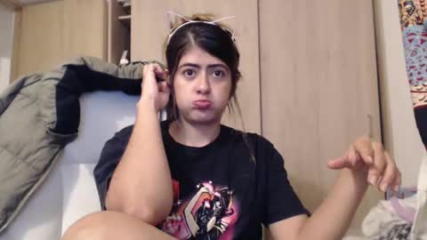 Snapshot of skyler1195 chatting on February 8, 2:26 am Skyler online show from February 8, 2:26 am