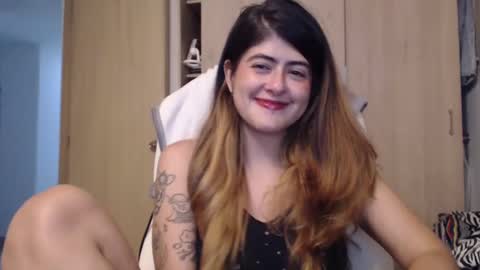 Snapshot of skyler1195 chatting on February 24, 12:20 am Skyler online show from February 24, 12:20 am