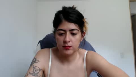 Snapshot of skyler1195 chatting on June 5, 4:24 pm Skyler online show from June 5, 4:24 pm
