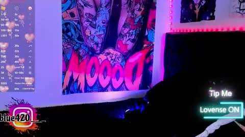 Snapshot of skyler__blue4 chatting on December 14, 8:57 pm blue online show from December 14, 8:57 pm