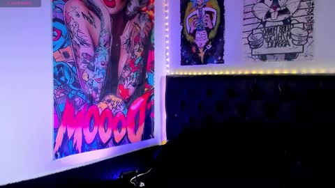 blue online show from December 22, 6:16 pm