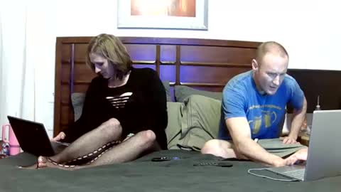 Snapshot of skyler_lo chatting on December 22, 3:03 am Skyler Lo online show from December 22, 3:03 am