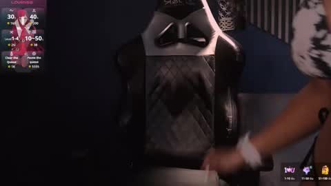 skylerbloom online show from September 18, 3:19 am