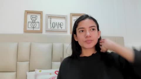 Skyler online show from February 3, 6:40 am