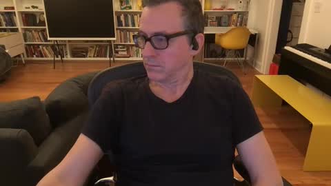 Snapshot of skyline3371 chatting on December 18, 7:36 am Skyline3371 online show from December 18, 7:36 am