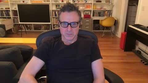 Snapshot of skyline3371 chatting on December 28, 7:11 am Skyline3371 online show from December 28, 7:11 am