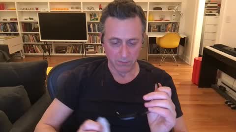 Snapshot of skyline3371 chatting on January 1, 6:47 am Skyline3371 online show from January 1, 6:47 am