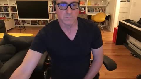 Skyline3371 online show from February 9, 7:56 am