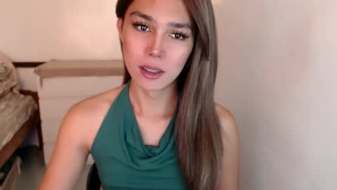 Snapshot of skyllerkent chatting on October 29, 2:14 am Sky online show from October 29, 2:14 am