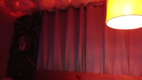 Snapshot of skyonetoo3 chatting on February 5, 4:48 am skyonetoo3 online show from February 5, 4:48 am