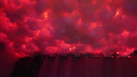 Snapshot of skyonetoo3 chatting on February 18, 12:15 am skyonetoo3 online show from February 18, 12:15 am