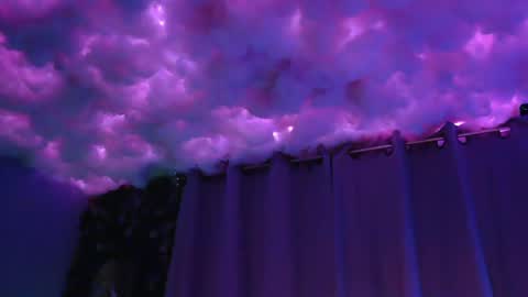 Snapshot of skyonetoo3 chatting on February 18, 3:21 am skyonetoo3 online show from February 18, 3:21 am