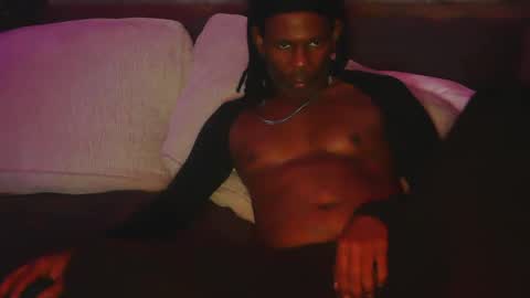 Snapshot of skyonetoo3 chatting on September 12, 2:39 pm skyonetoo3 online show from September 12, 2:39 pm