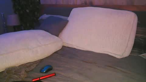 Snapshot of skyonetoo3 chatting on September 22, 5:31 am skyonetoo3 online show from September 22, 5:31 am