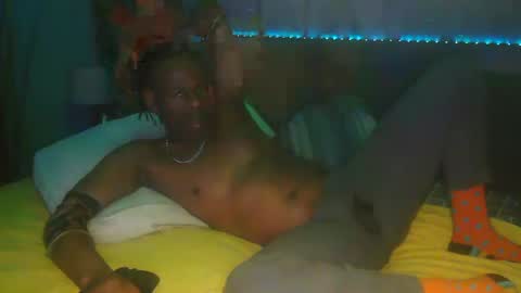 Snapshot of skyonetoo3 chatting on September 30, 7:35 am skyonetoo3 online show from September 30, 7:35 am