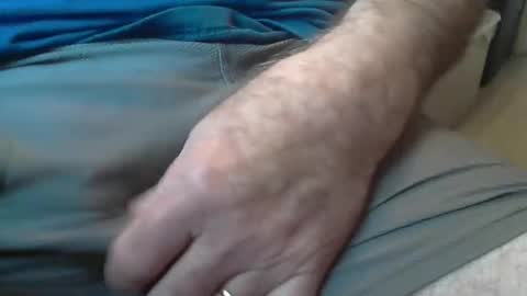 Snapshot of skypylot chatting on February 5, 6:34 pm ResqPylot2 online show from February 5, 6:34 pm