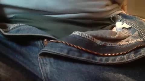 Snapshot of skypylot chatting on February 6, 7:06 pm ResqPylot2 online show from February 6, 7:06 pm