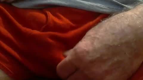 Snapshot of skypylot chatting on March 12, 12:44 pm ResqPylot2 online show from March 12, 12:44 pm