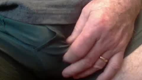 Snapshot of skypylot chatting on March 20, 3:06 pm ResqPylot2 online show from March 20, 3:06 pm