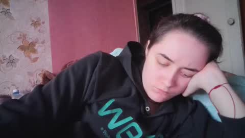 skyressie333 online show from December 19, 12:56 pm