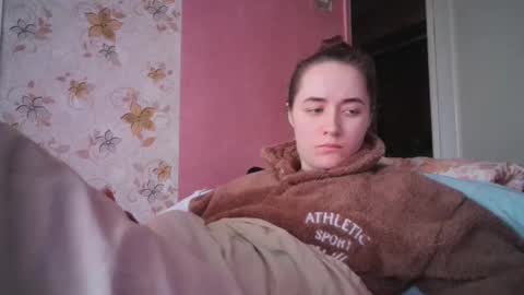 skyressie333 online show from December 21, 9:23 am