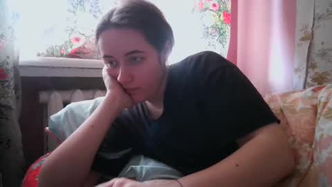 skyressie333 online show from December 26, 10:16 am