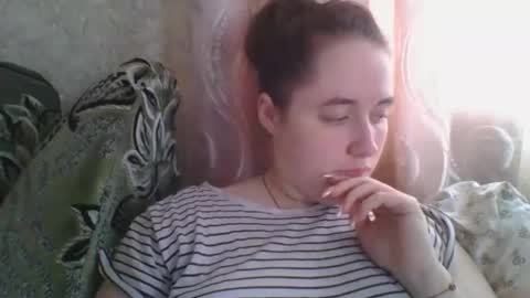 skyressie333 online show from November 27, 9:11 am