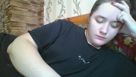 skyressie333 online show from February 19, 8:21 am