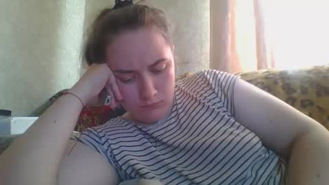 Snapshot of skyressie333 chatting on June 1, 7:54 am skyressie333 online show from June 1, 7:54 am