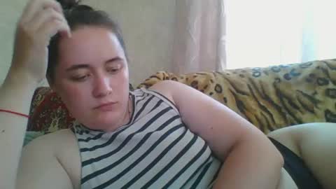 Snapshot of skyressie333 chatting on June 29, 10:59 am skyressie333 online show from June 29, 10:59 am