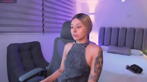 skythompson online show from October 21, 3:40 am