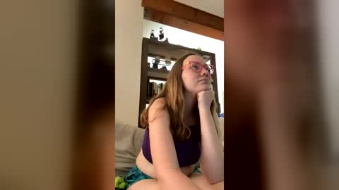 Snapshot of skywinters chatting on July 1, 3:01 pm Sky Winters online show from July 1, 3:01 pm