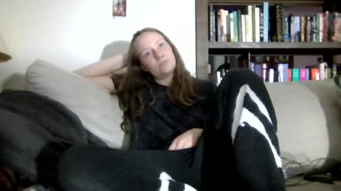 Snapshot of skywinters chatting on July 25, 1:36 am Sky Winters online show from July 25, 1:36 am