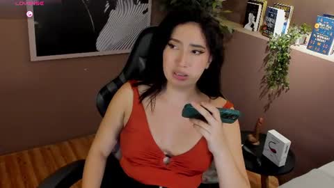 Snapshot of skyylee_ chatting on July 15, 4:56 pm abby online show from July 15, 4:56 pm