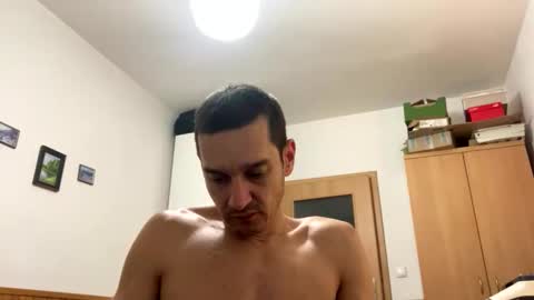 Snapshot of slabyhrac chatting on September 14, 12:43 am slabyhrac online show from September 14, 12:43 am