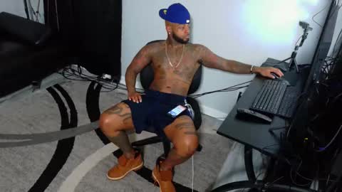 Snapshot of slangondemhoes chatting on November 13, 6:40 pm nasty twitter KASHCARTERATL online show from November 13, 6:40 pm